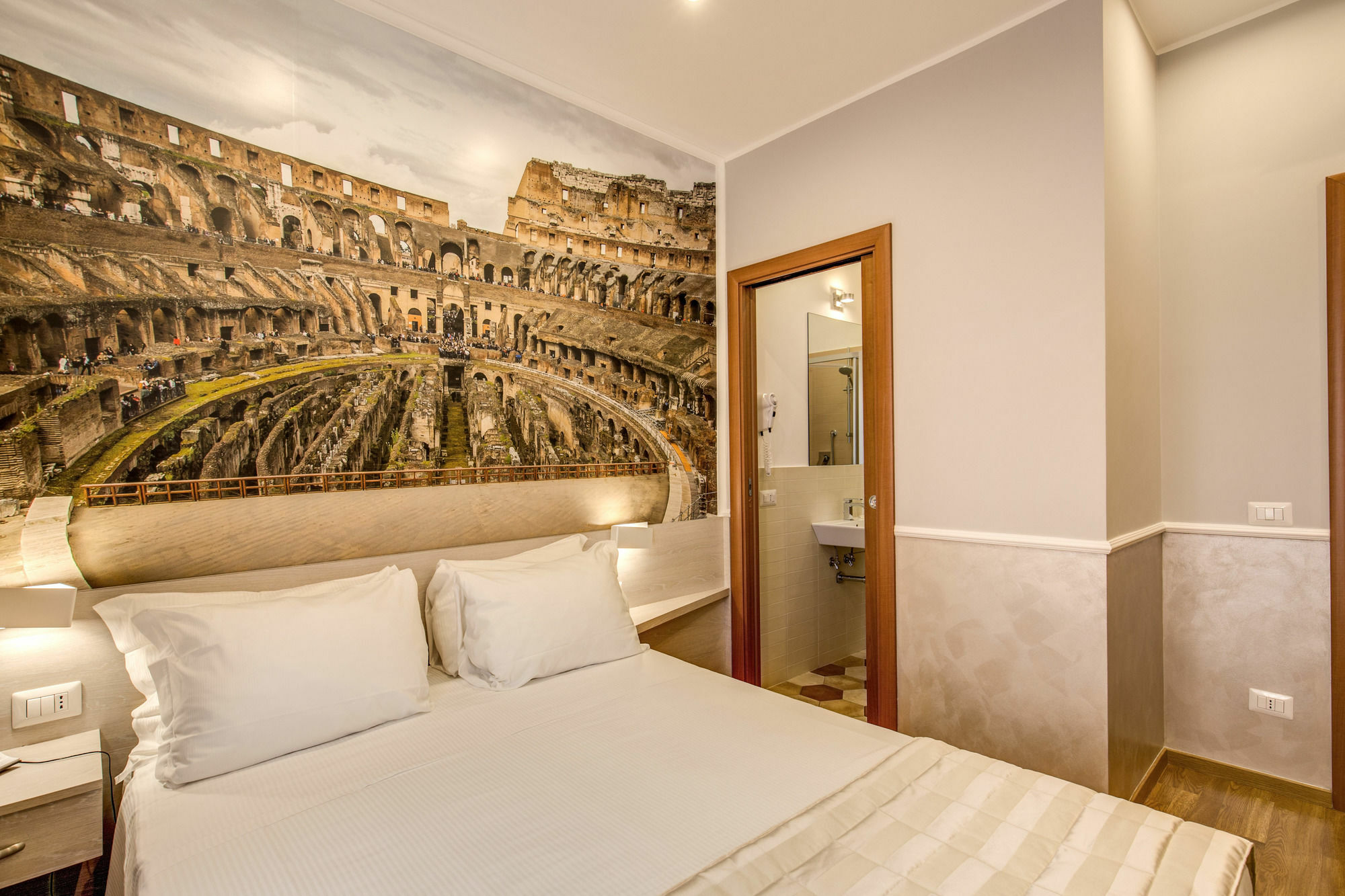 Top Floor Colosseo Guesthouse Rome Exterior photo